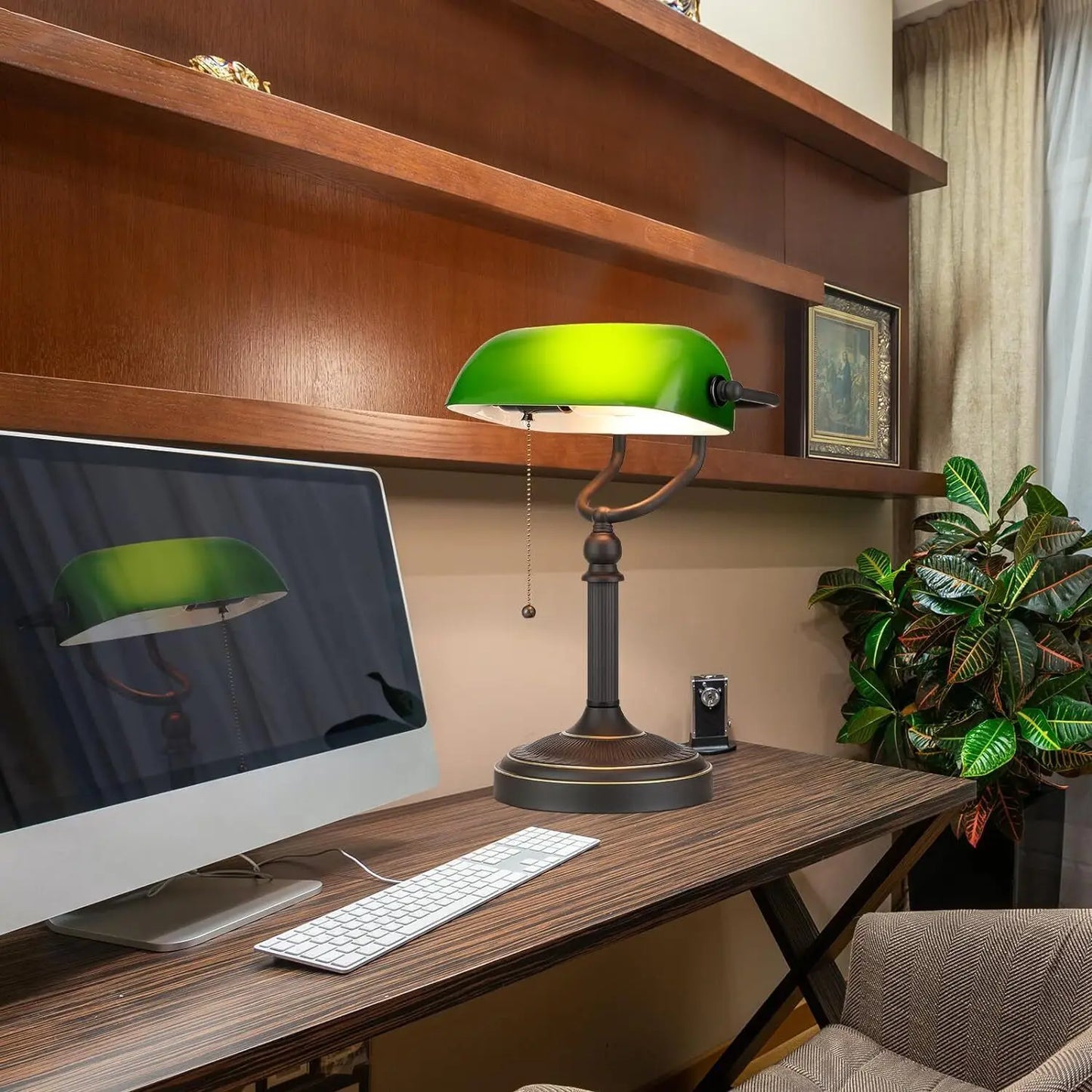 Green Glass Banker Lamp With Chain Switch E27/E26 Desk Lamp